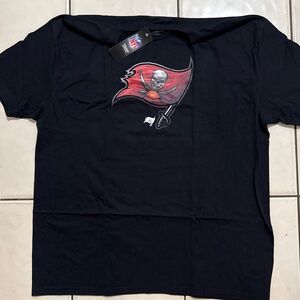 Tampa Bay Buccaneers T shirt men’s 2xl